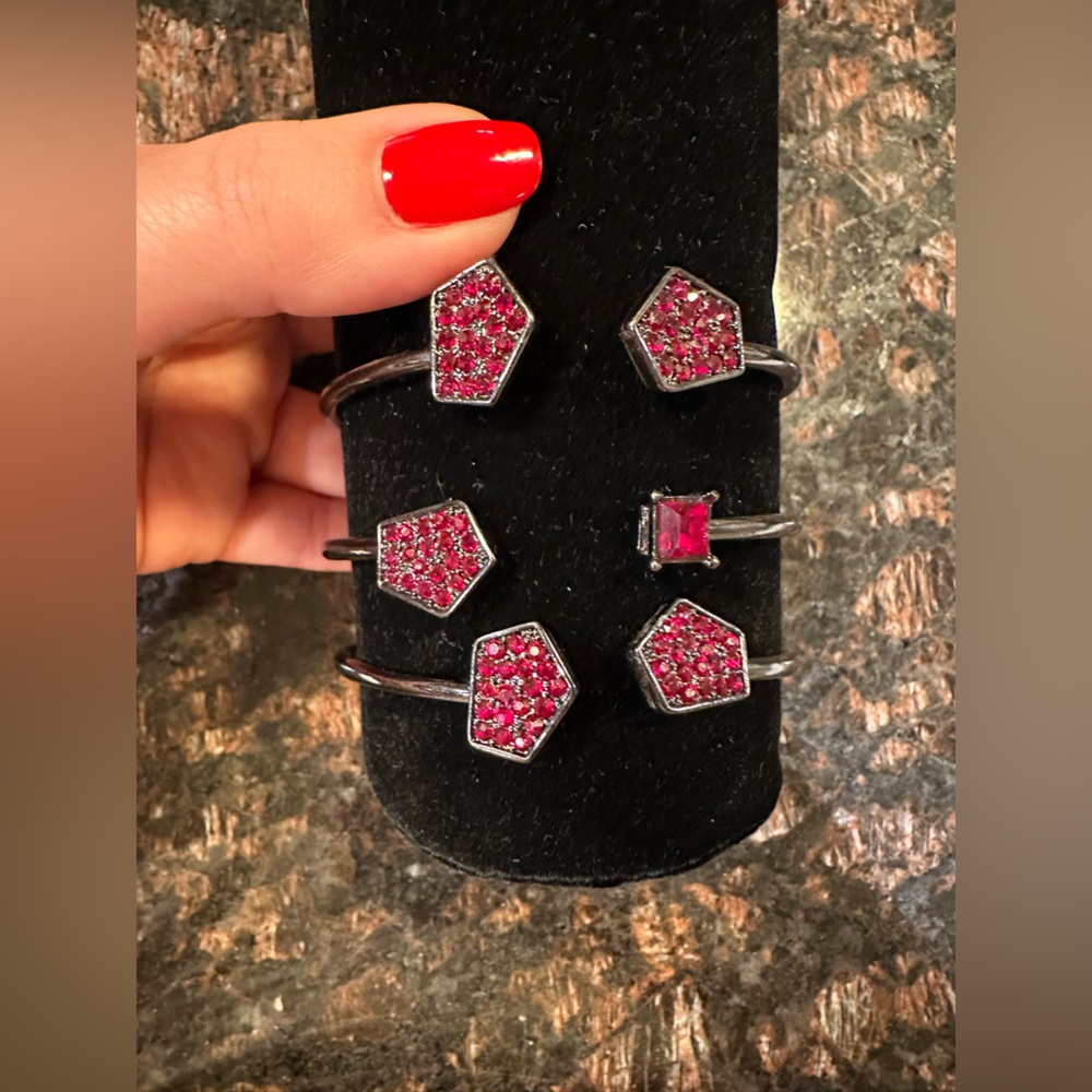 Guess Gunmetal & Ruby Bangle Cuff Bracelet Set